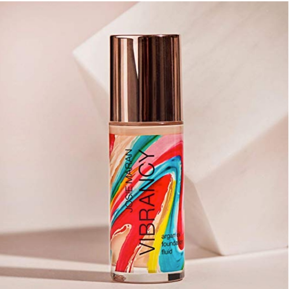 Josie Maran Vibrancy Foundation